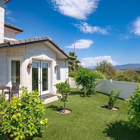 Grand Contento By Avantstay Extraordinary Estate W Pool Hot Tub Movie Room Τεμέκουλα
 Εξωτερικό φωτογραφία